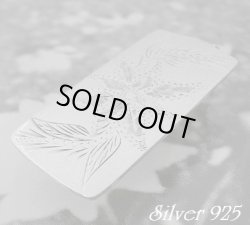 画像1: シルバー925彫り花模様マネークリップ