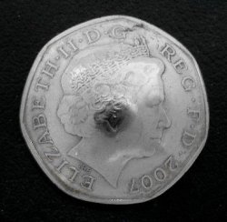 画像1: イギリス５０ペンスa コインコンチョ　直径27mm