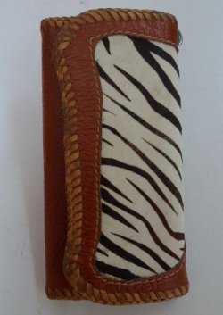 画像1: 牛革×ゼブラ柄ハラコmix　レザーウォレット