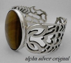 画像1: 【alpha silver】サイドスコーピオン天然石タイガーアイバングル