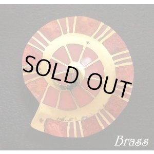 画像: アンモナイト型コーラル　ブラスコンチョ　直径　25mm×23mm