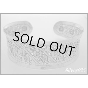 画像: 透かしプルメリアバングル