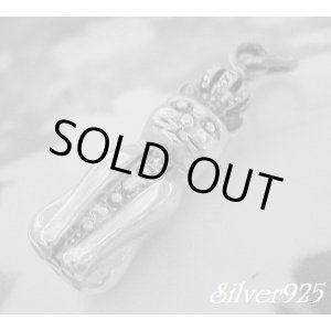 画像: 王様猫　トップ