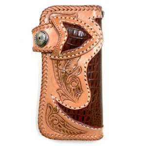 画像: 牛革ワニ柄型押しカービング レザーウォレット コンチョ付属