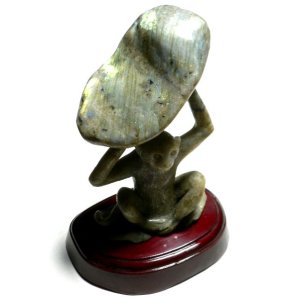 画像: 天然石ラブラドライト彫刻モンキー置物 台座付