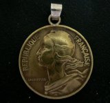 画像: フランス２０サンチームコイン ペンダント　24mm