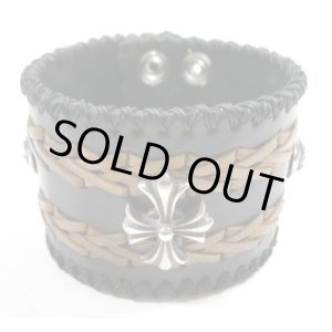 画像: 牛革編み込みレザーブレス メタルコンチョ3個付き