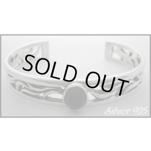 画像: オニキス入り透かしトライバル　バングル