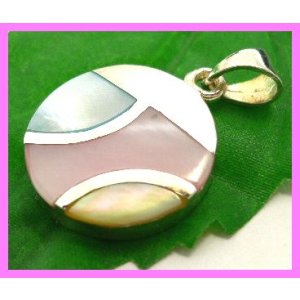 画像: シェルペンダントJ　パステル