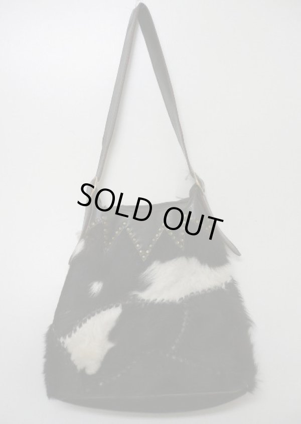 画像1: 牛革×本ハラコ両面スタッズ肩掛けハンドバッグ