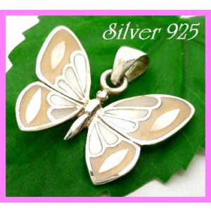 画像: シェルペンダント　蝶ベージュ