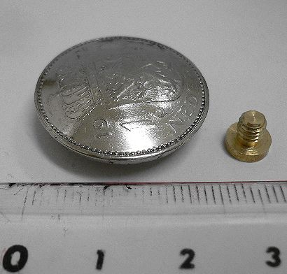 画像: オランダ１グルテン　コインコンチョ　直径25mm