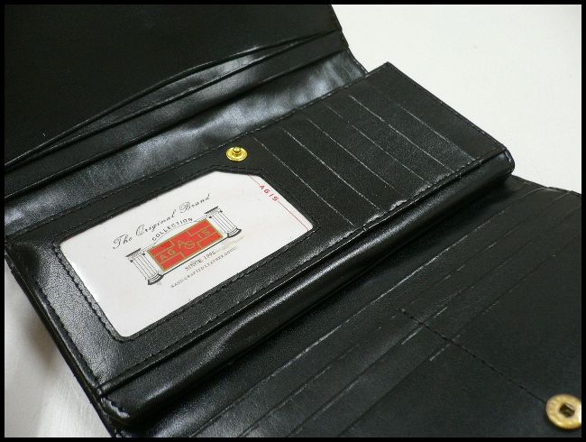 画像: AGISラインストーン入りハートキルティング　ロング財布　ブラック