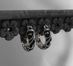 画像: シルバーピアス アラベスク