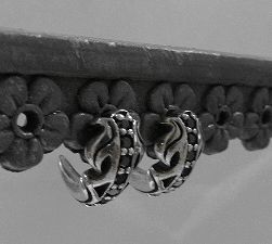 画像: シルバーピアス　ブラックジルコニア