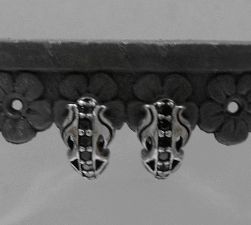 画像: シルバーピアス　ブラックジルコニア