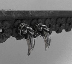 画像: シルバーピアス　ビーストネイル