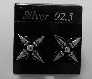 画像: シルバーピアス　手裏剣クロス