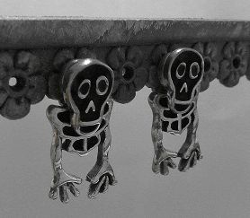 画像: シルバーピアス　コミカルスカル