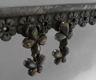 画像: シルバーピアス　ちょうちょアバロンシェル