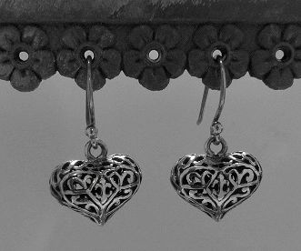 画像: シルバーピアス　透かしハート