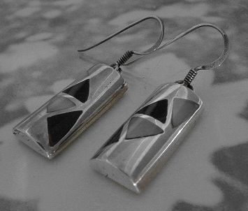 画像: シルバーピアス　オニキス×シェル