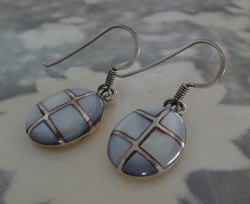 画像: シルバーピアス　ブルーシェル