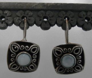 画像: シルバーピアス　ブルーシェル