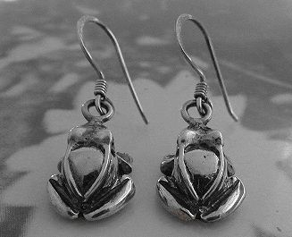 画像: シルバーピアス　カエル