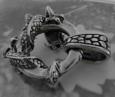 画像: ダイカットドラゴンリング　トップ