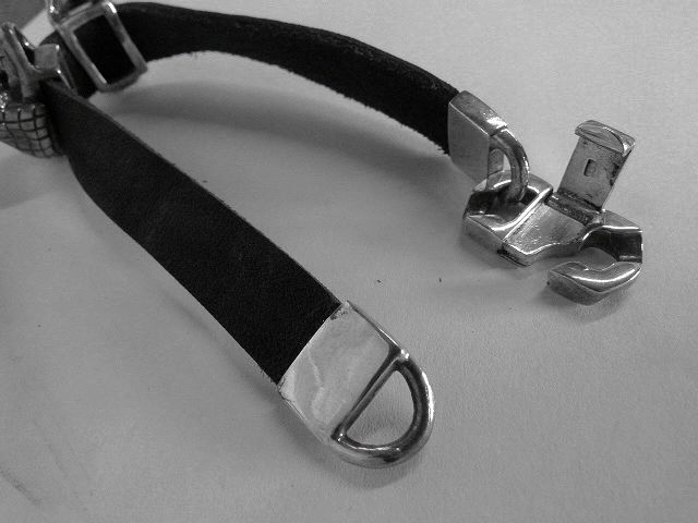 画像: シルバースカル×牛革コンビ　レザーブレス