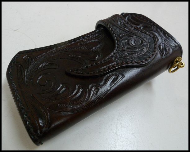 画像: 牛革×蛇革コブラ透かしカービング　レザーウォレット