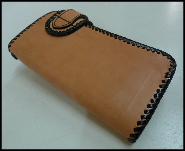 画像: 牛革×エイ革スティングレイ十字　レザーウォレット ヌメ