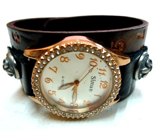 画像1: 牛革ナンバー型押しレザーブレスウォッチ　