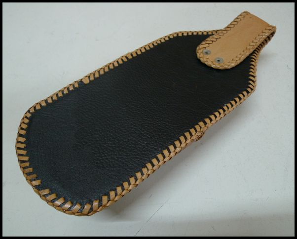 画像: 牛革カービングウォレットホルダー　ヌメ