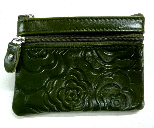 画像1: 牛革花柄型押しコインケース ダークグリーン