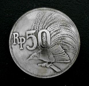 画像1: インドネシア５０ルピア　コインコンチョ　直径24mm